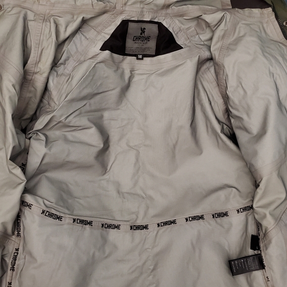 Chrome Industries Men's Hooded Chrome Storm™ Cobra Army Green Medium Jacket Coat - Picture 13 of 15